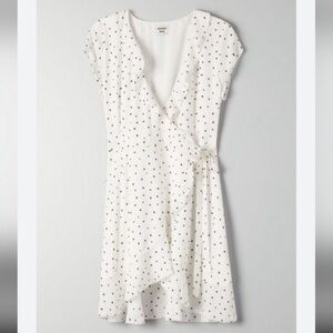 Aritzia Sunday Best Ruffle Wrap mini Dress black and white heart print size 4
